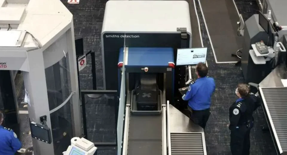 هزینه تعمیر دستگاه ایکس ری بازرسی فرودگاهی