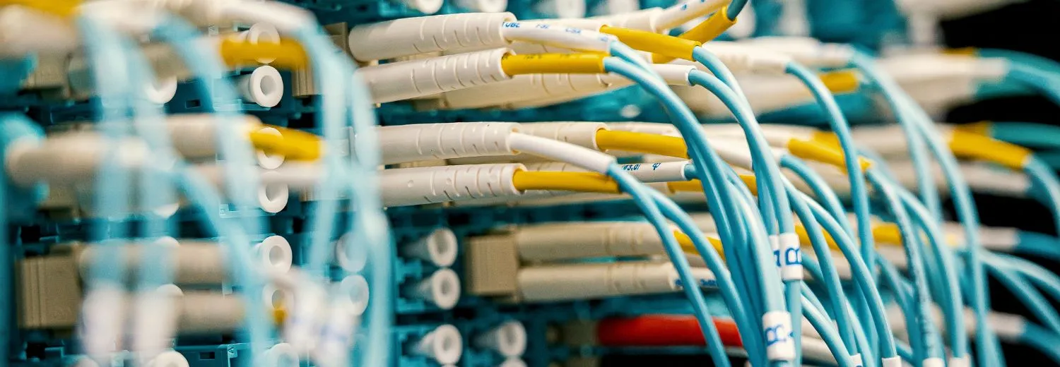 سخت افزار دستگاه ایکسری فرودگاهی